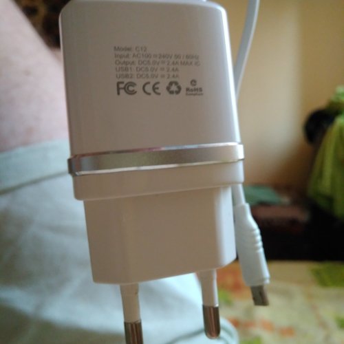 Фото Мережевий зарядний пристрій Hoco C12 2.4A 2USB White від користувача Миха