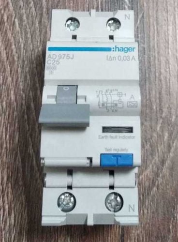 Фото Автоматичний вимикач Hager In=25 А, 2п, С, 10 kA, 2м NCN225 від користувача BOSS