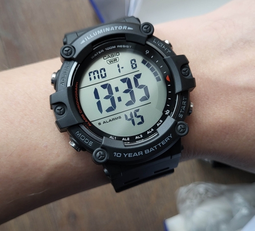 Фото Чоловічий годинник Casio AE-1500WH-1A від користувача 339