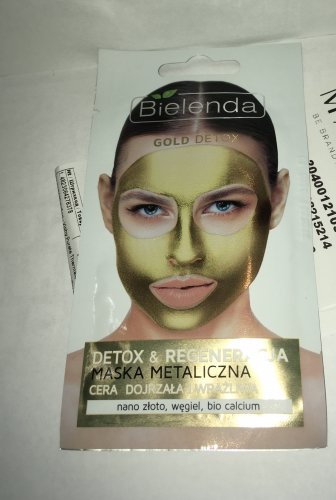 Фото маска для обличчя Bielenda Маска для обличчя  Carbo Detox Gold 8 г від користувача Maya