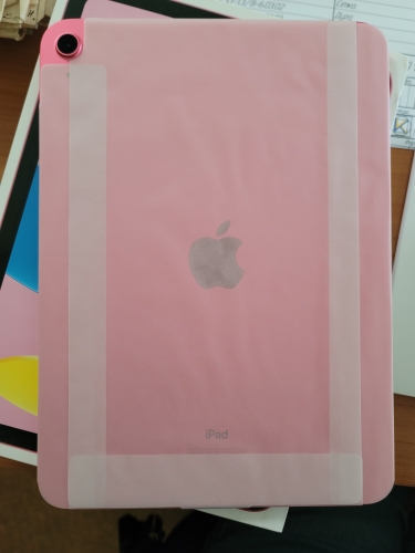 Фото Планшет Apple iPad 10.9 2022 Wi-Fi 256GB Pink (MPQC3) від користувача Ironhide