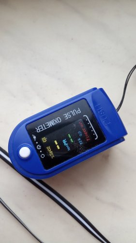 Фото Пульсоксиметр  Finger Clip Pulse Oximeter JN P01 TFT Blue від користувача Banana XD