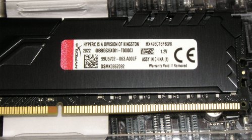 Фото Пам'ять для настільних комп'ютерів HyperX 8 GB DDR4 2666 MHz Fury Black (HX426C16FB3/8) від користувача 339