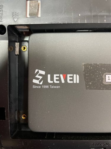 Фото SSD накопичувач LEVEN JS600 256 GB (JS600SSD256GB) від користувача Yevhenii