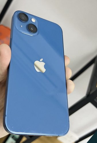 Фото Смартфон Apple iPhone 13 128GB Blue (MLPK3) від користувача HValeria