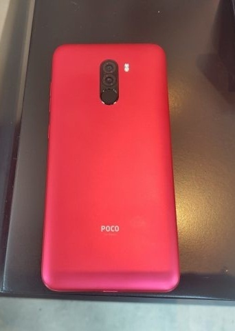 Фото Смартфон Xiaomi Pocophone F1 6/64GB Red від користувача Nataliiik