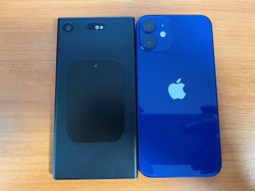 Фото Смартфон Apple iPhone 12 mini 128GB Blue (MGE63) від користувача ElwooD