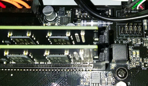 Фото Пам'ять для настільних комп'ютерів PATRIOT 4 GB DDR4 2400 MHz (PSD44G240082) від користувача savaof