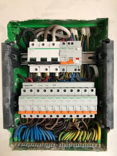 Фото Автоматичний вимикач Schneider Electric ВА63 1P+N 50A C (11218) від користувача Zlk