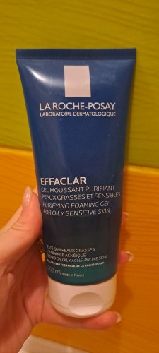 Фото  La Roche-Posay Очищающий гель для жирной и проблемной кожи Effaclar Purifying Foaming Gel 200 мл (3337872411083) від користувача Anastasiia