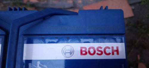 Фото Автомобільний акумулятор Bosch 6СТ-70 S4 Silver (S40 260) від користувача Tukanoff