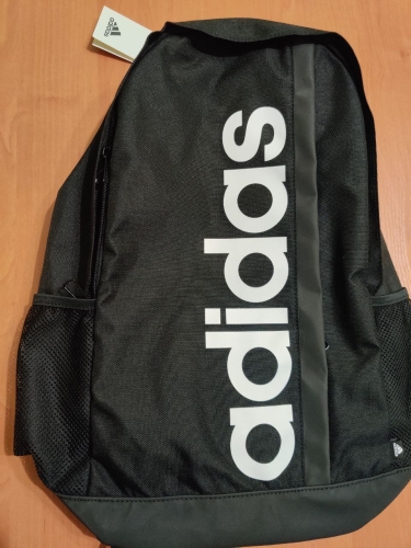 Фото Рюкзак міський Adidas Essentials Linear Backpack / Black/White (HT4746) від користувача Burning Money