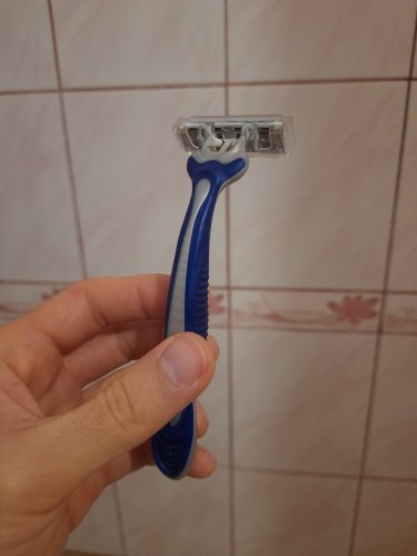 Фото бритва / станок для гоління Gillette Станки одноразовые  Blue 3 Comfort 3 шт. від користувача Taras Yanishevskyi