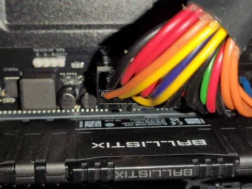 Фото Пам'ять для настільних комп'ютерів Crucial 16 GB DDR4 Ballistix (BL16G32C16U4B) від користувача 888vital888