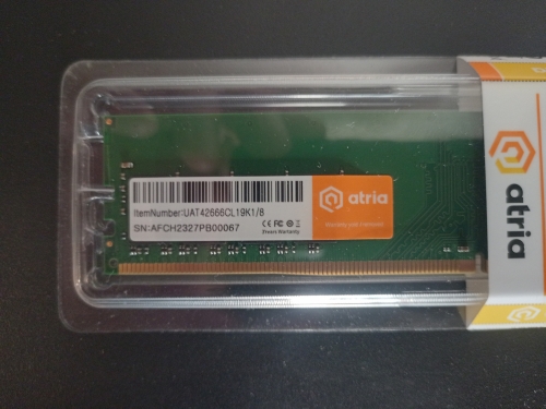 Фото Пам'ять для настільних комп'ютерів ATRIA 8 GB DDR4 2666 MHz (UAT42666CL19K1/8) від користувача Григорій Піртахія