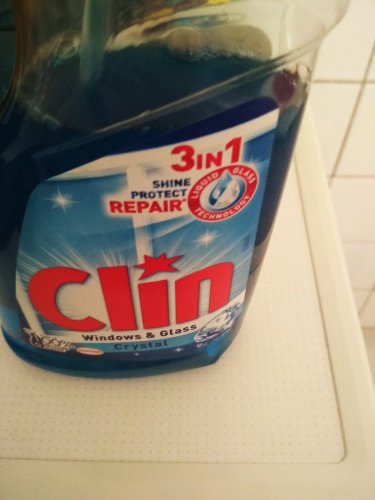 Фото Спрей для прибирання Clin Средство для мытья окон и стекла Голубой пистолет 500 мл (9000100865760) (9000100865760) від користувача Seem