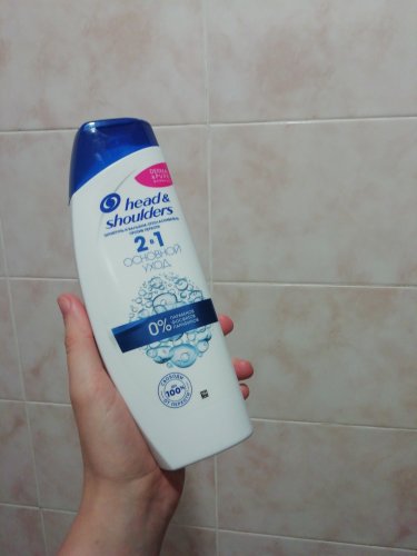 Фото шампунь для волосся Head & Shoulders Шампунь и бальзам-ополаскиватель 2 в 1 против перхоти  Основной уход 600 мл (4015600778439) від користувача Zahar2020