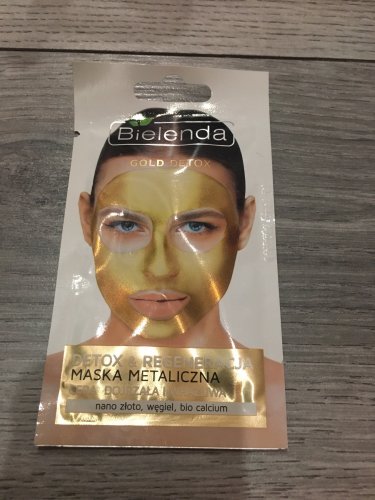 Фото маска для обличчя Bielenda Маска для обличчя  Carbo Detox Gold 8 г від користувача Марія39