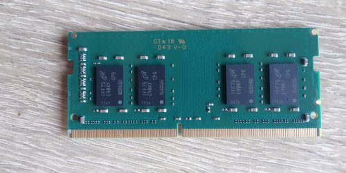 Фото Пам'ять для ноутбуків Crucial 4 GB SO-DIMM DDR4 2400 MHz (CT4G4SFS824A) від користувача XOI