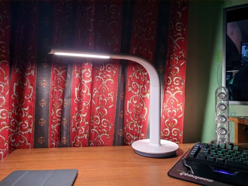 Фото розумний світильник Philips Eyecare Smart Lamp 2S (MUE4098RT) від користувача N.George