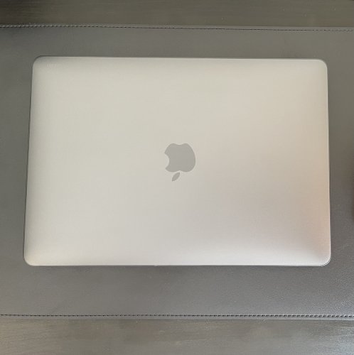 Фото Чохол-обкладинка для ноутбука Moshi Ultra Slim Case iGlaze for MacBook Pro 13" 2020 Stealth Black (99MO124002) від користувача Афанасий