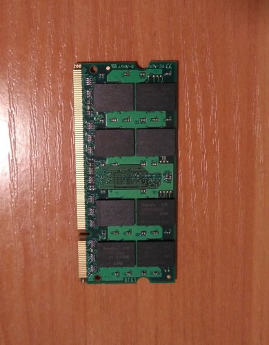 Фото Пам'ять для ноутбуків SK hynix 2 GB SO-DIMM DDR3 1333 MHz (HMT125S6BFR8C-H9) від користувача 