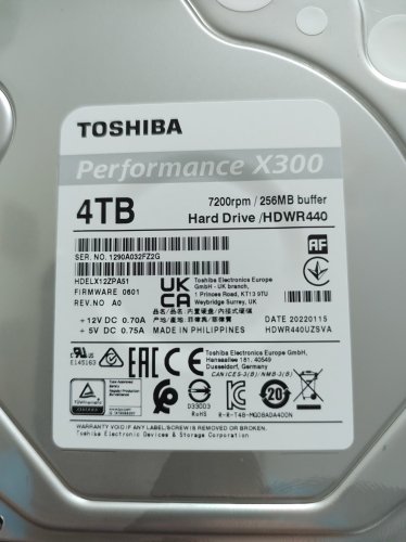 Фото Жорсткий диск Toshiba X300 4 TB (HDWR440UZSVA) від користувача UAShumaher