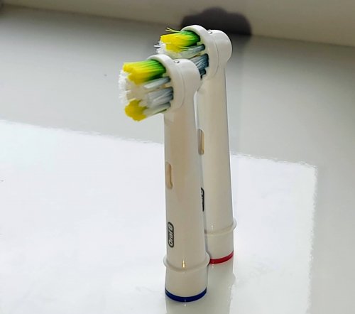 Фото Насадка для електричної зубної щітки Oral-B EB20-2 Precision Clean від користувача Jack