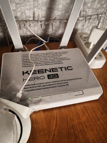 Фото Бездротовий маршрутизатор (роутер) Keenetic Hero 4G (KN-2310) від користувача zetsuobilly