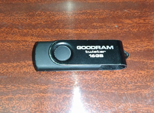 Фото Флешка GOODRAM 16 GB Twister PD16GH2GRTSKKR9 від користувача dr_ula