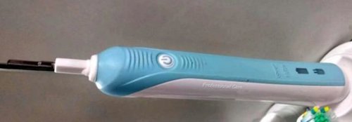 Фото Електрична зубна щітка Oral-B D16.513.U Professional Care 500 від користувача 