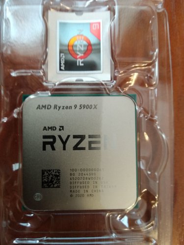 Фото Процесор AMD Ryzen 9 5900X (100-100000061WOF) від користувача lordep
