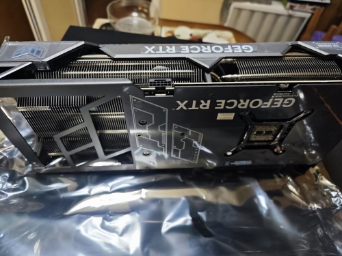 Фото Відеокарта ASUS TUF-RTX4080S-16G-GAMING від користувача stranger