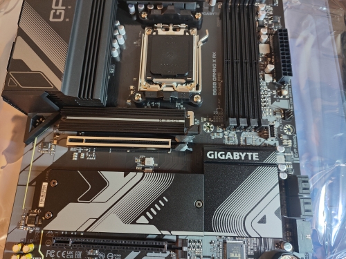 Фото Материнська плата GIGABYTE B650 GAMING X AX від користувача 888vital888