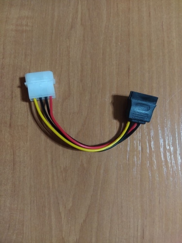 Фото Кабель SATA Cablexpert Molex to SATA power 0.15m (CC-SATA-PS-M) від користувача Gouster