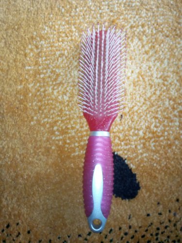Фото щітка для волосся Titania Fabrik Щетка для волос  массажная, красная,1636 (4008576002660) від користувача sdssn88