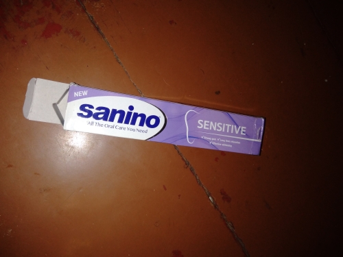 Фото зубна паста Sanino Зубна паста  Sensitive Захист для чутливих зубів 90мл від користувача seolinker