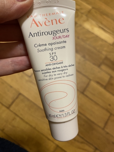 Фото крем для обличчя Avene Antirougeurs денний заспокоюючий крем SPF 30 40 мл від користувача Bozhena Voitko