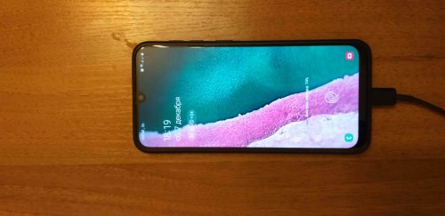 Фото Смартфон Samsung Galaxy A50 2019 SM-A505F 4/64GB Black (SM-A505FZKU) від користувача O.s.i.p