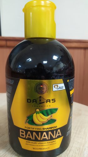 Фото шампунь для волосся Dallas cosmetics Увлажняющий шампунь  Banana с экстрактом банана 1 л (4260637723284) від користувача jozefin L