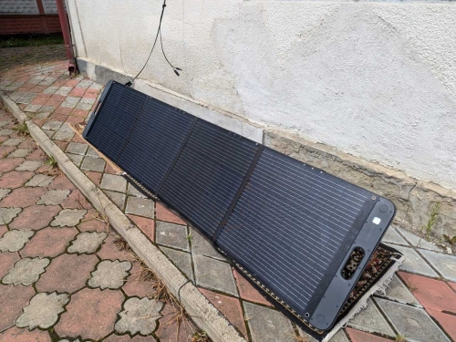 Фото Зарядний пристрій на сонячній батареї UGREEN SC200 200W (15114) від користувача Мирослав