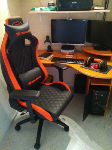 Фото Комп'ютерне крісло для геймера Cougar Armor S black/orange від користувача Orph
