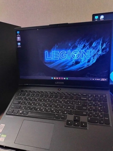 Фото Ноутбук Lenovo Legion 7 15IMH05H (81YT0005US) від користувача Андрій Конишев