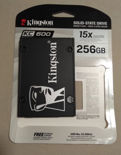 Фото SSD накопичувач Kingston KC600 256 GB (SKC600/256G) від користувача 