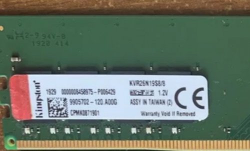 Фото Пам'ять для настільних комп'ютерів Kingston 8 GB DDR4 2666 MHz (KVR26N19S8/8) від користувача Влад Некрасов