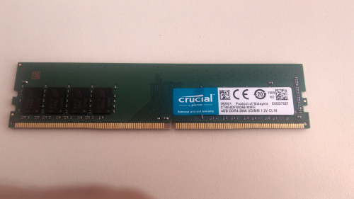 Фото Пам'ять для настільних комп'ютерів Crucial 4 GB DDR4 2666 MHz (CT4G4DFS8266) від користувача 