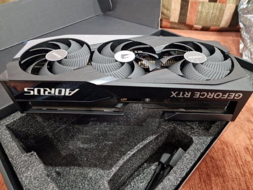 Фото Відеокарта GIGABYTE AORUS GeForce RTX 4070 Ti ELITE 12G (GV-N407TAORUS E-12GD) від користувача eskalibur3d