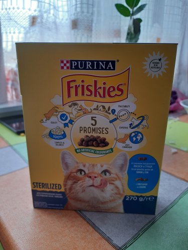 Фото Сухий корм Friskies С лососем и овощами 10 кг (5997204515469) від користувача Taras Yanishevskyi