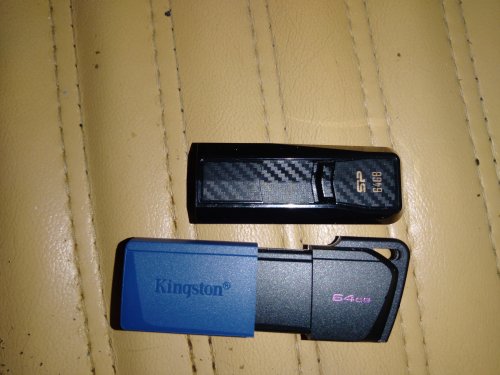 Фото Флешка Kingston 64 GB DataTraveler Exodia M USB 3.2 Blue (DTXM/64GB) від користувача yxxx