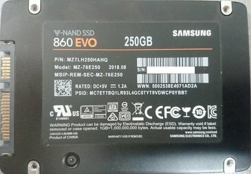 Фото SSD накопичувач Samsung 860 EVO 2.5 250 GB (MZ-76E250BW) від користувача Romanoff